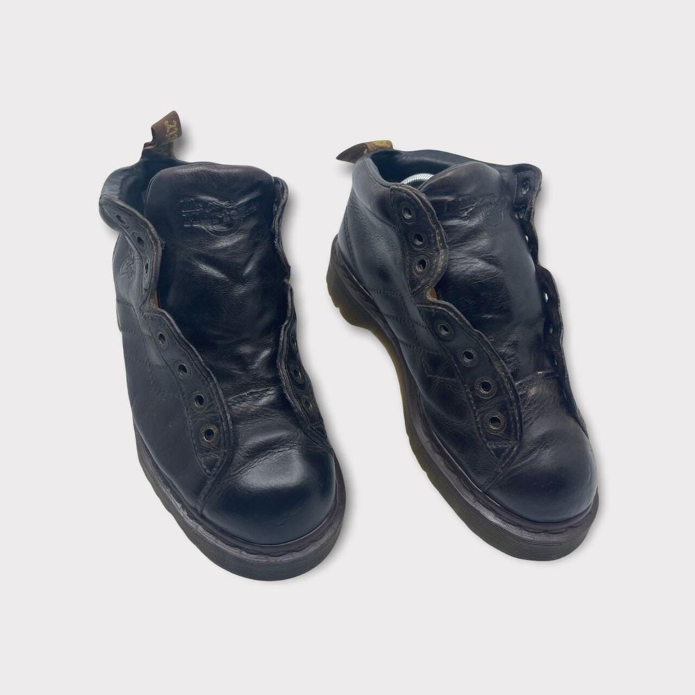 Dr.‎ Martens AW 004 Boots Unisex UK 8 Black Good Made in England Leather Chukka